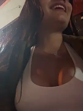 Alanasole online show from November 2025 02:46:02 AM