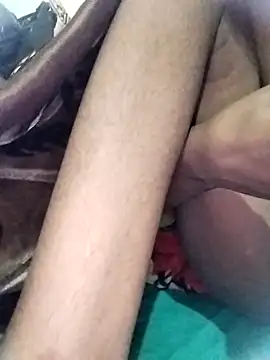 Snapshot of Rapunzal chatting on November 2025 06:29:02 PM Rapunzal online show from November 2025 06:29:02 PM