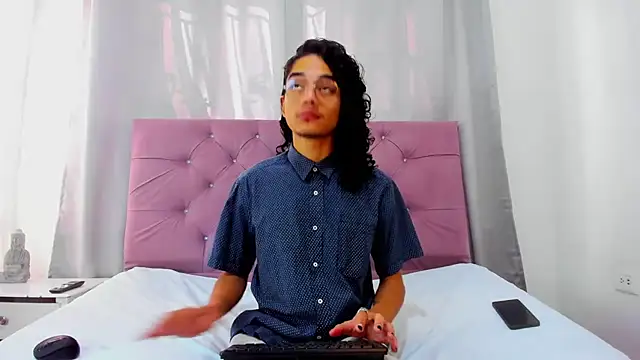 EthanBlackwoodd online show from January 2026 08:55:01 PM