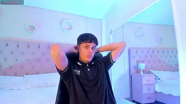 Snapshot of Declan-Fox chatting on October 2025 04:20:01 AM Declan-Fox online show from October 2025 04:20:01 AM