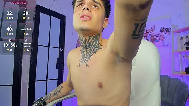 Snapshot of Declan-Fox chatting on November 2025 04:34:02 AM Declan-Fox online show from November 2025 04:34:02 AM