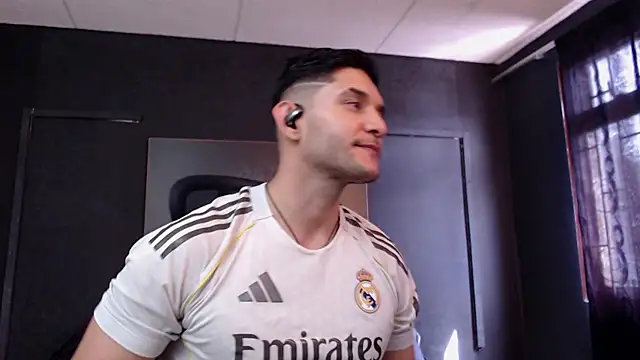 RichardMilleer online show from April 2026 02:17:02 PM