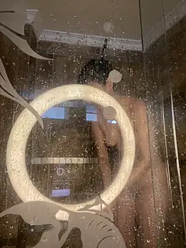 Snapshot of Isabella_Montoya chatting on October 2025 01:41:01 PM Isabella Montoya online show from October 2025 01:41:01 PM