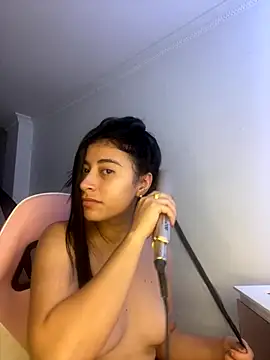 Snapshot of Isabella_Montoya chatting on October 2025 02:25:01 PM Isabella Montoya online show from October 2025 02:25:01 PM