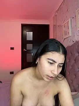 Snapshot of Isabella_Montoya chatting on October 2025 04:07:01 PM Isabella Montoya online show from October 2025 04:07:01 PM