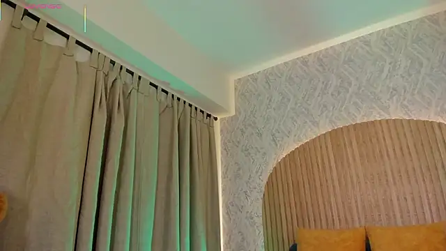 Sophiie Belle online show from September 2025 11:59:02 PM