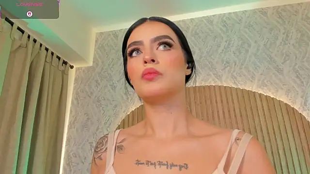 Sophiie Belle online show from September 2025 01:22:01 PM