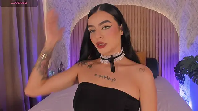 Sophiie Belle online show from October 2025 01:53:02 PM