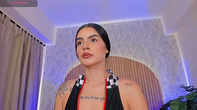 Sophiie Belle online show from October 2025 01:14:01 PM