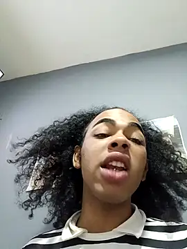 Snapshot of whitneytt chatting on November 2025 08:15:02 AM whitneytt online show from November 2025 08:15:02 AM