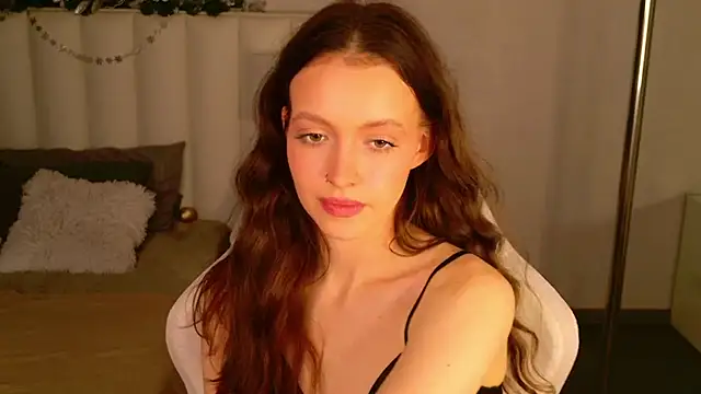 Snapshot of SallyPinkman chatting on December 2025 01:08:01 PM SallyPinkman online show from December 2025 01:08:01 PM