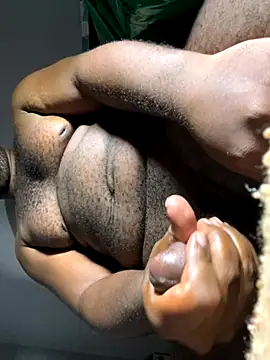 Bee-mann online show from October 2025 09:57:01 PM