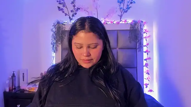 abbiecollins js online show from March 2026 03:11:01 AM