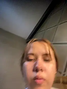 coupleyys online show from December 2025 06:47:02 PM