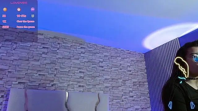 NANAKY TAY online show from September 2025 11:48:01 AM