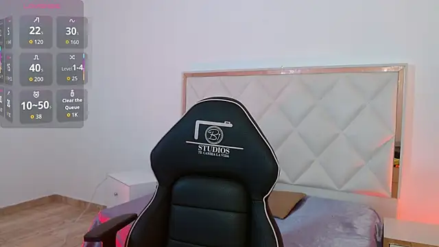 NANAKY TAY online show from October 2025 12:04:02 PM