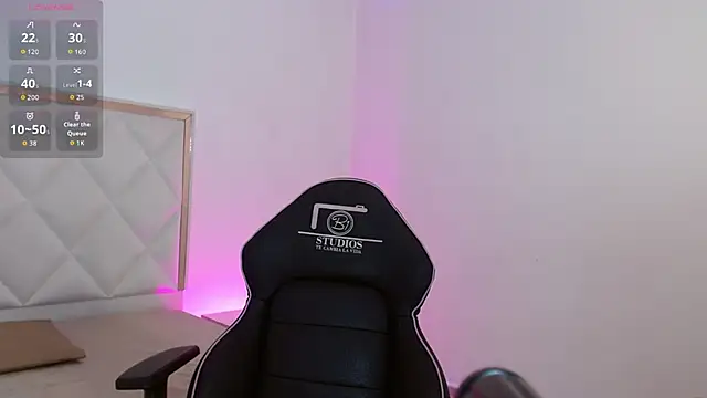 NANAKY TAY online show from October 2025 11:54:02 AM