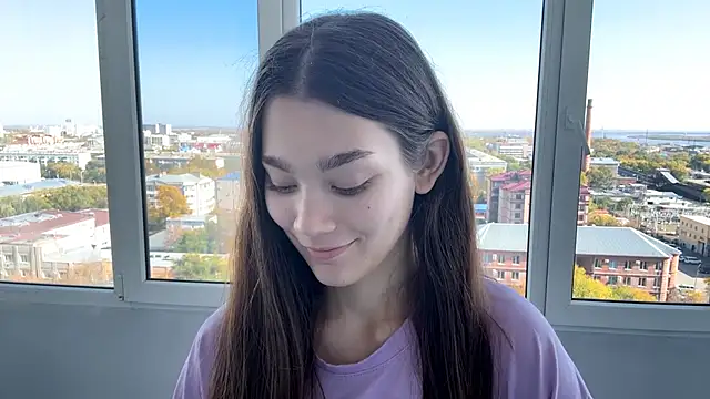 Snapshot of Cuteviola chatting on September 2025 04:28:01 AM Cuteviola online show from September 2025 04:28:01 AM