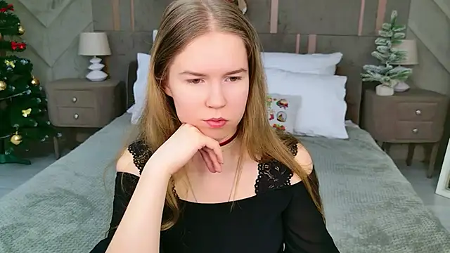 Snapshot of Alida_Brice chatting on December 2025 05:37:01 AM Alida Brice online show from December 2025 05:37:01 AM