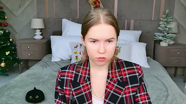 Snapshot of Alida_Brice chatting on December 2025 05:38:02 AM Alida Brice online show from December 2025 05:38:02 AM