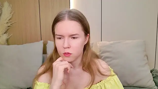 Snapshot of Alida_Brice chatting on April 2026 05:38:01 AM Alida Brice online show from April 2026 05:38:01 AM