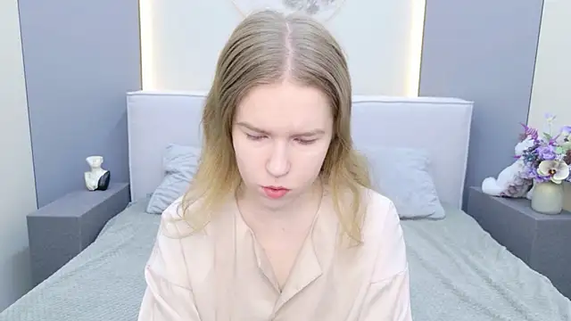 Snapshot of Alida_Brice chatting on May 2026 05:26:02 AM Alida Brice online show from May 2026 05:26:02 AM