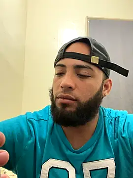 Snapshot of LeoPR00 chatting on October 2025 02:20:01 AM LeoPR00 online show from October 2025 02:20:01 AM