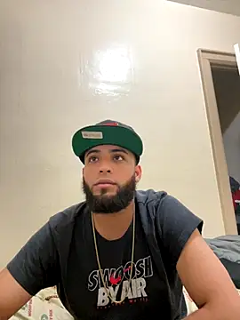 Snapshot of LeoPR00 chatting on October 2025 10:43:02 PM LeoPR00 online show from October 2025 10:43:02 PM