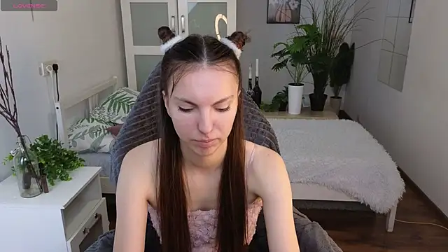 gracedonovan online show from September 2025 06:04:01 AM