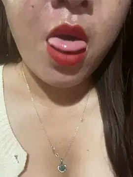 Luna-ass online show from March 2026 02:15:01 AM