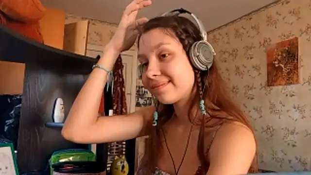 QutieDaSweet online show from October 2025 06:52:01 AM