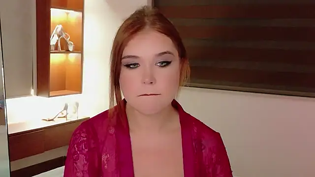 Lilith Bonheur online show from July 2026 12:03:01 PM