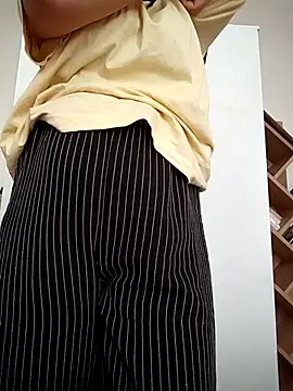 elif25 online show from October 2025 11:16:01 AM