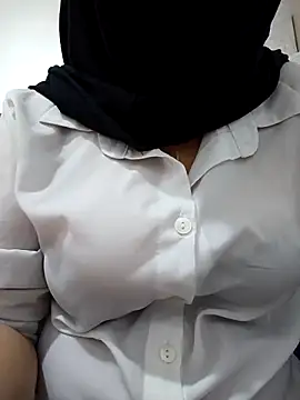 elif25 online show from October 2025 07:47:02 PM