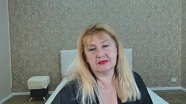EmmaEllison online show from July 2026 06:11:01 AM
