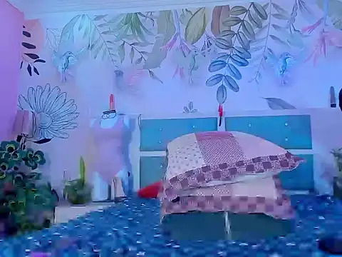 Snapshot of sweet_lulu_sofia chatting on October 2025 08:49:01 PM sweet lulu sofia online show from October 2025 08:49:01 PM