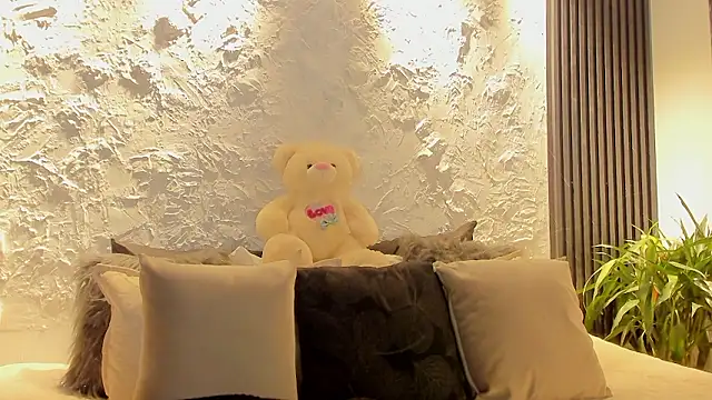 joselin rouse online show from January 2026 12:10:01 PM