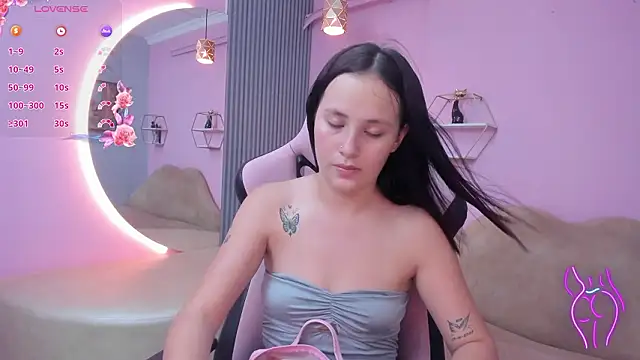 Snapshot of sofi__18_ chatting on February 2026 04:27:02 PM sofi 18 online show from February 2026 04:27:02 PM