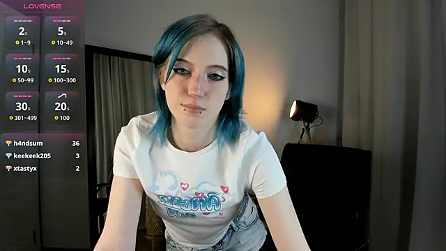 MorgyAsuna  online show from October 2025 08:40:01 PM