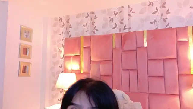 LaylaaDoll online show from July 2026 07:35:02 PM