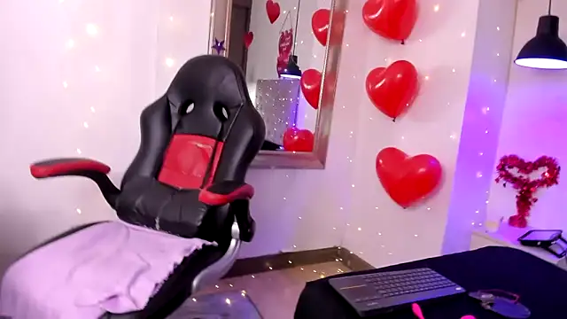 Snapshot of susan_dl chatting on March 2026 04:57:02 PM susan dl online show from March 2026 04:57:02 PM