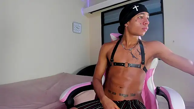 dann cute028 online show from October 2025 10:43:02 PM