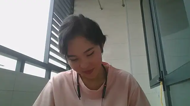 Snapshot of JennyCarpenter chatting on October 2025 08:53:02 AM JennyCarpenter online show from October 2025 08:53:02 AM