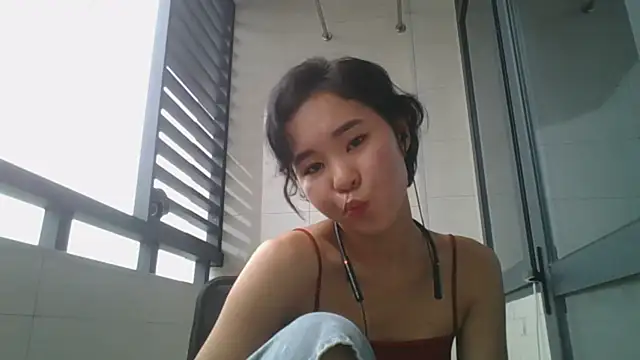 Snapshot of JennyCarpenter chatting on October 2025 12:08:01 AM JennyCarpenter online show from October 2025 12:08:01 AM