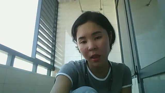 Snapshot of JennyCarpenter chatting on October 2025 05:17:02 AM JennyCarpenter online show from October 2025 05:17:02 AM