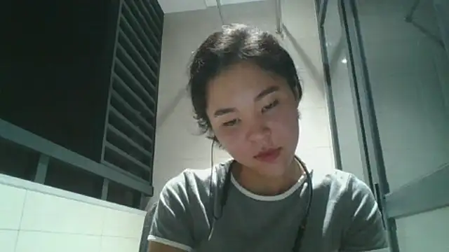 Snapshot of JennyCarpenter chatting on October 2025 11:32:02 AM JennyCarpenter online show from October 2025 11:32:02 AM