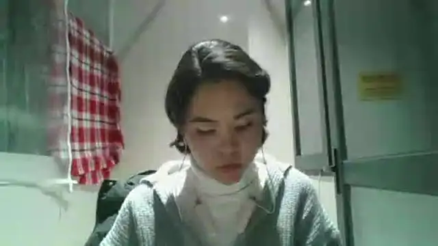 Snapshot of JennyCarpenter chatting on December 2025 11:39:02 AM JennyCarpenter online show from December 2025 11:39:02 AM