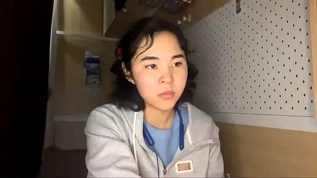 Snapshot of JennyCarpenter chatting on April 2026 09:18:01 AM JennyCarpenter online show from April 2026 09:18:01 AM