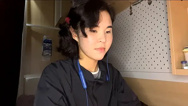 Snapshot of JennyCarpenter chatting on April 2026 10:10:01 AM JennyCarpenter online show from April 2026 10:10:01 AM