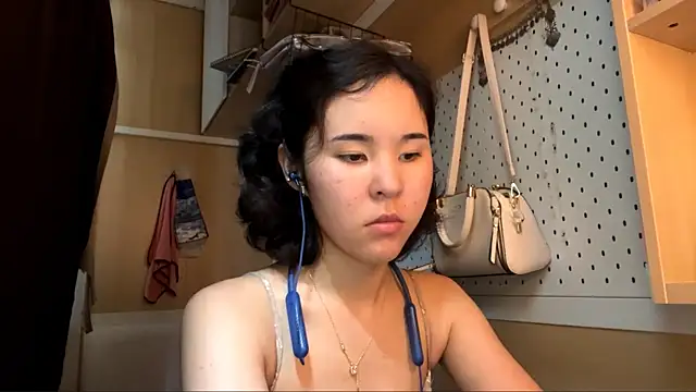 JennyCarpenter online show from May 2026 04:52:01 AM